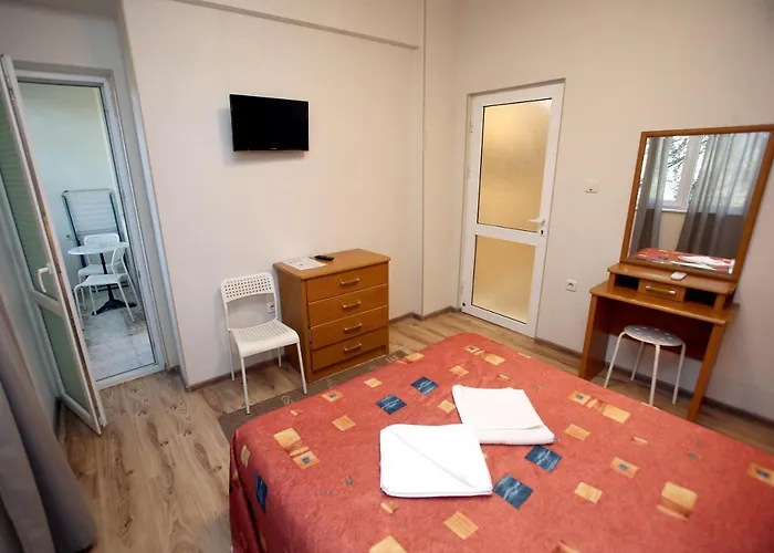 Ognian Apartments